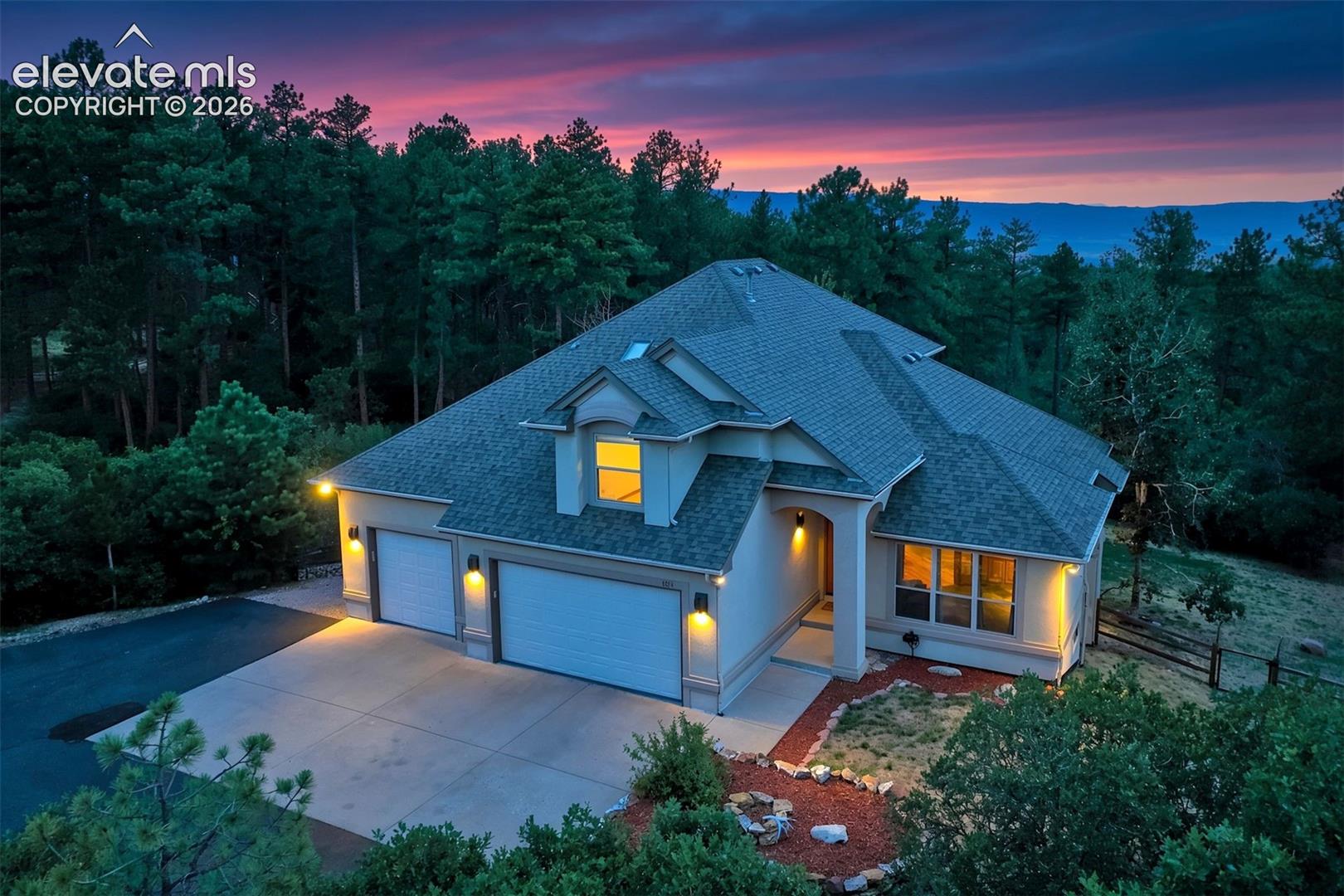 1851 Gore Drive Larkspur Co Us 80118 8699e8781f109489a0b4c68a7d87e3a4