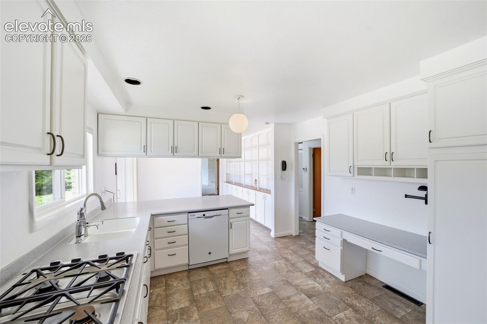 1002 Jupiter Lane