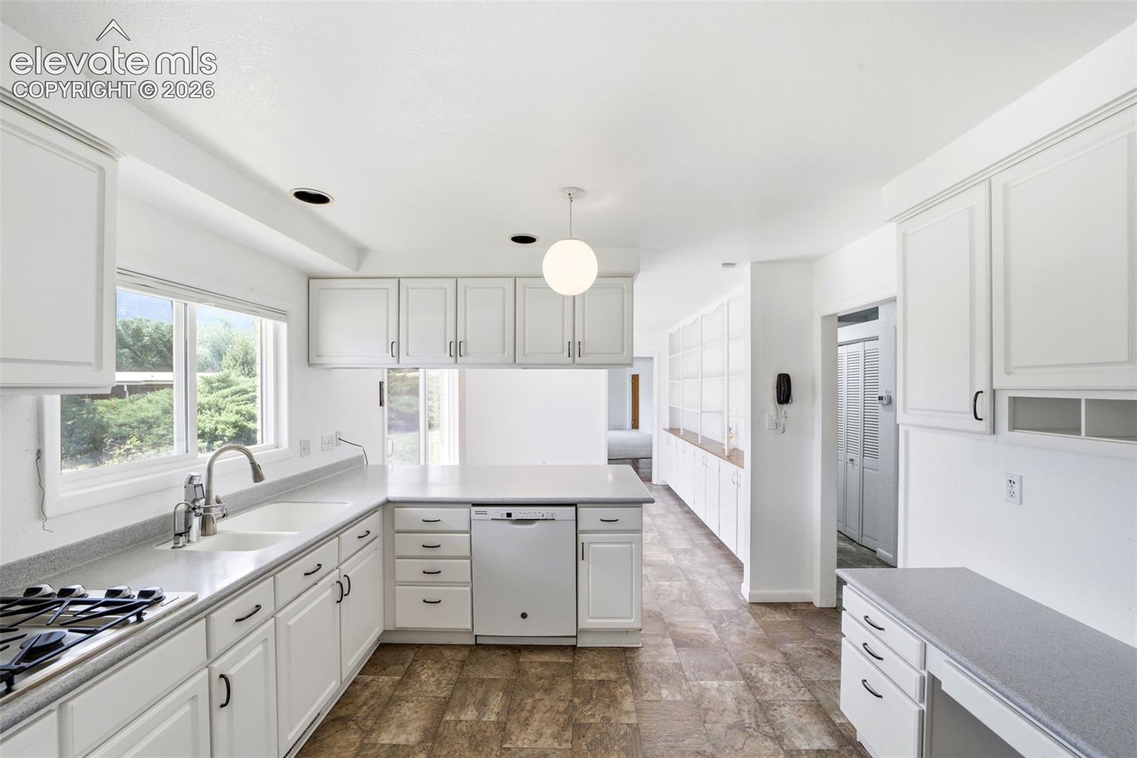 1002 Jupiter Lane