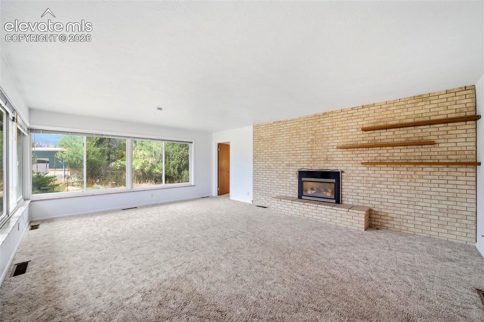1002 Jupiter Lane