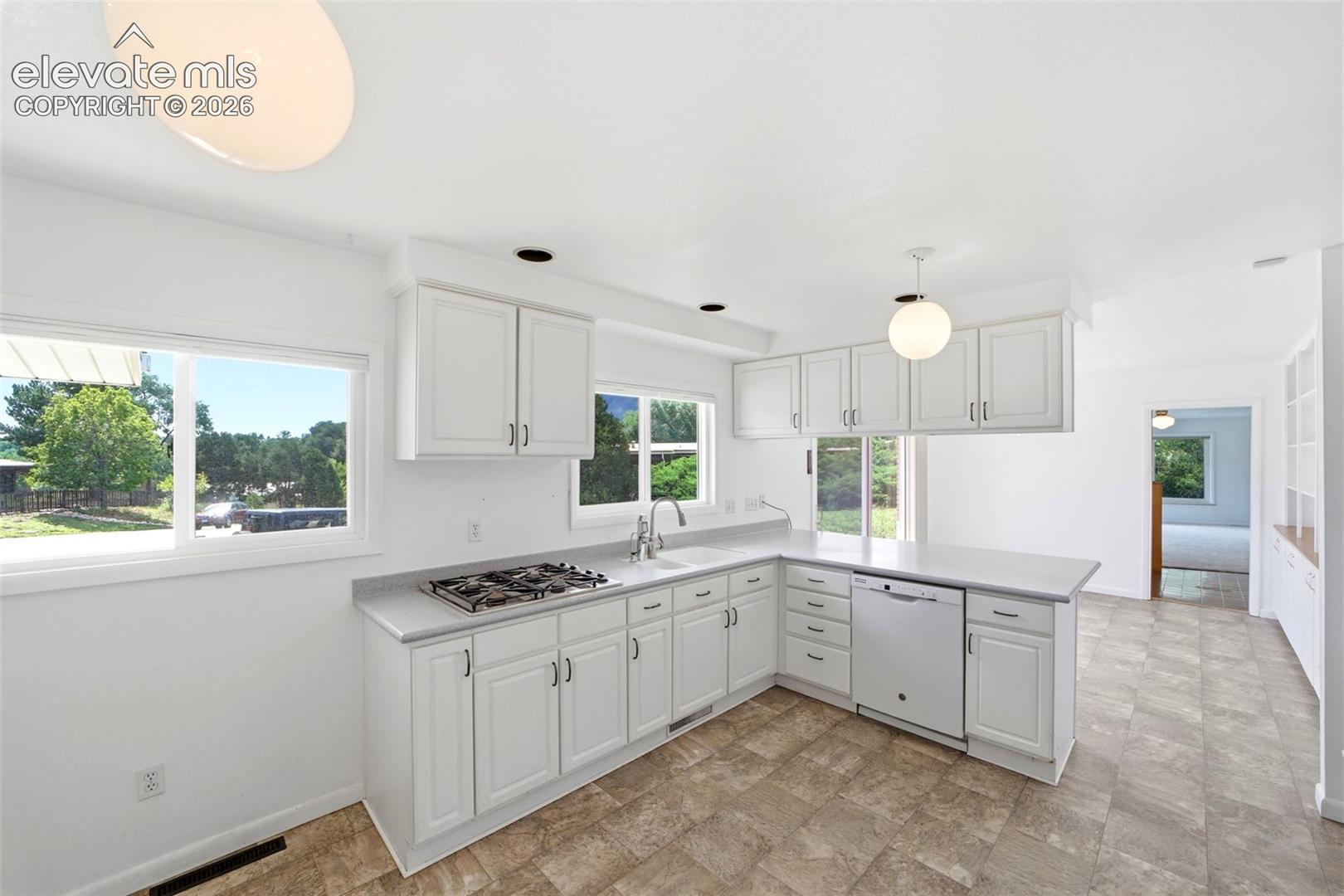 1002 Jupiter Lane