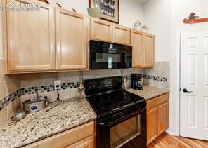 6829 Red Cardinal Loop