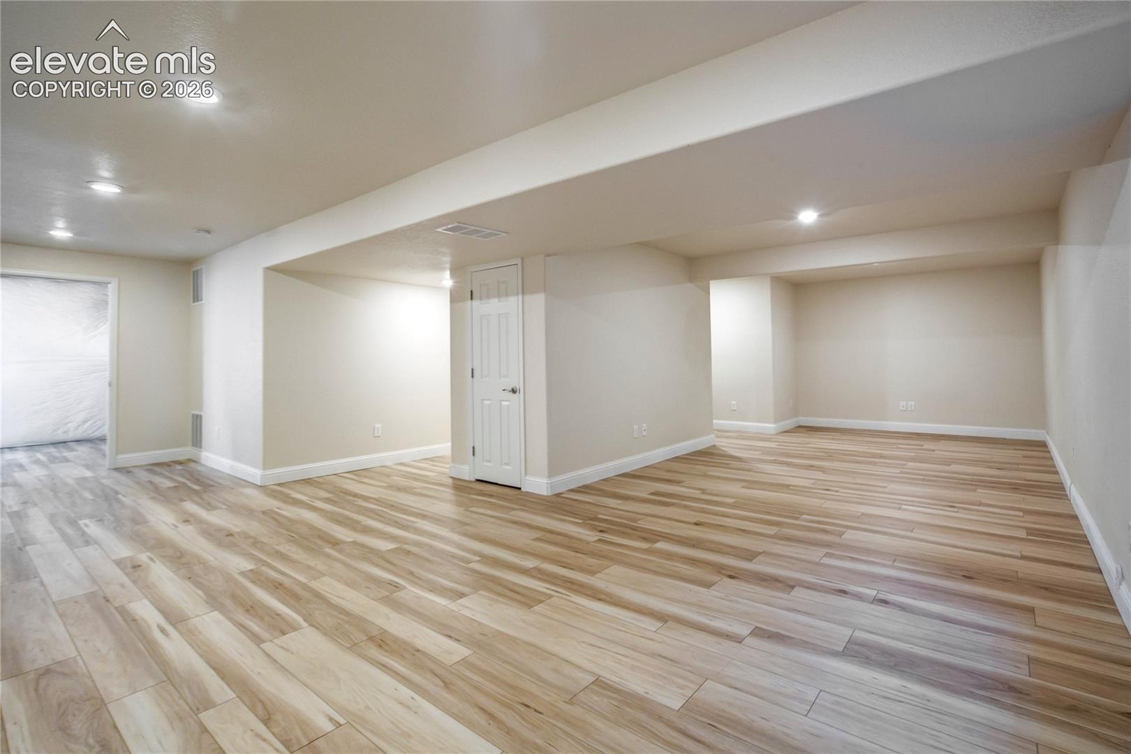564 Fox Run Circle