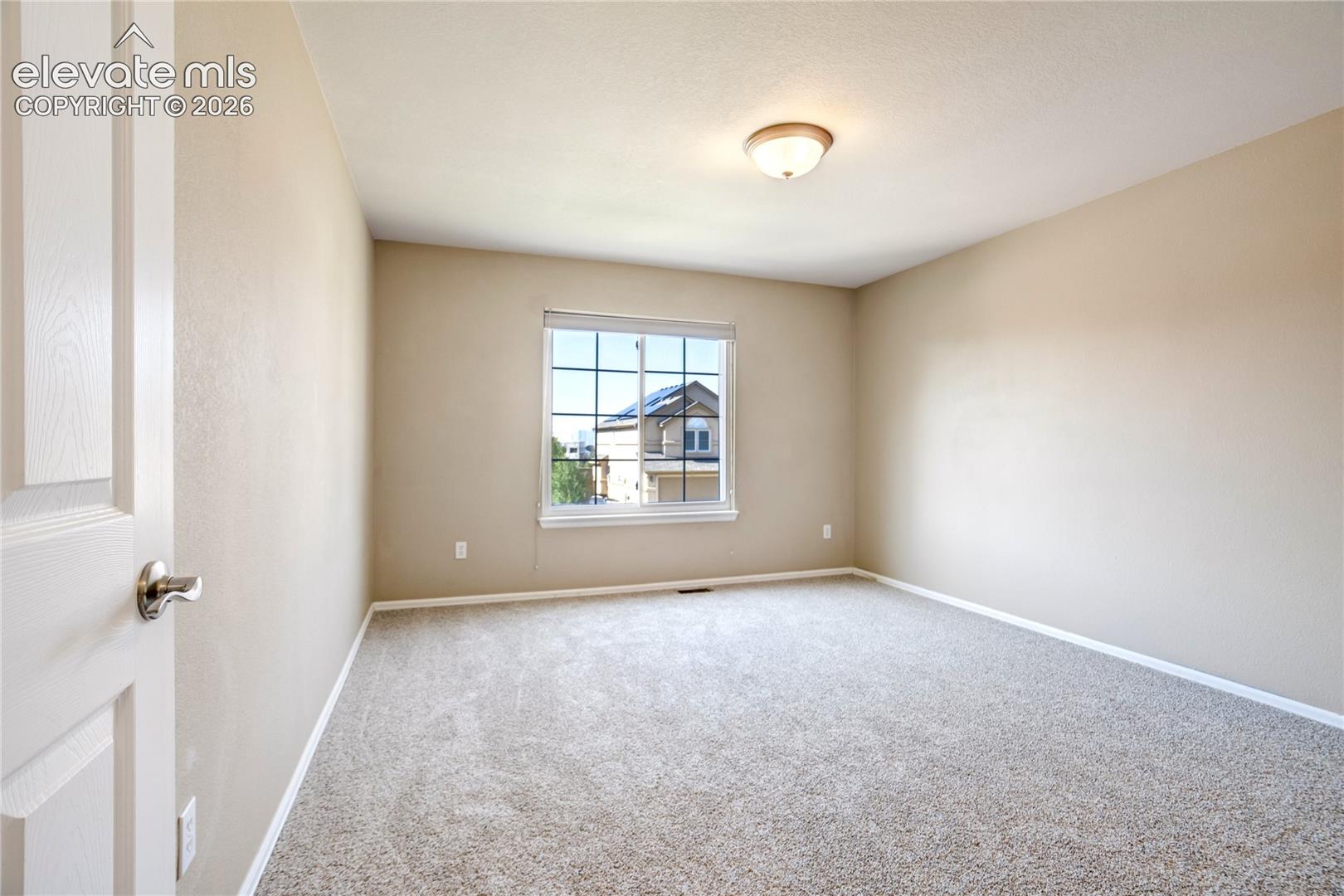 564 Fox Run Circle