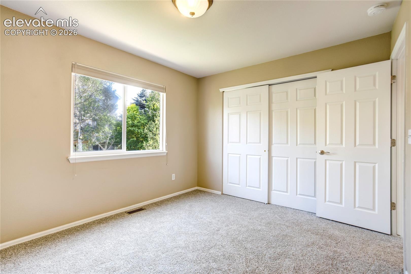 564 Fox Run Circle