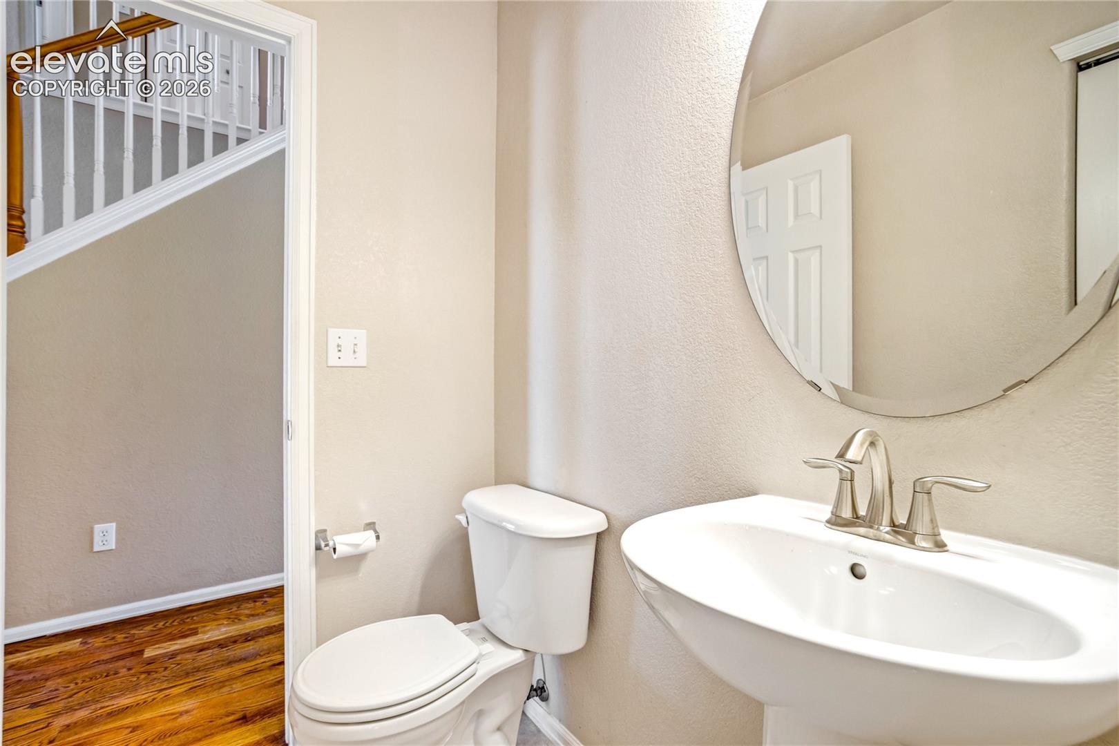 564 Fox Run Circle