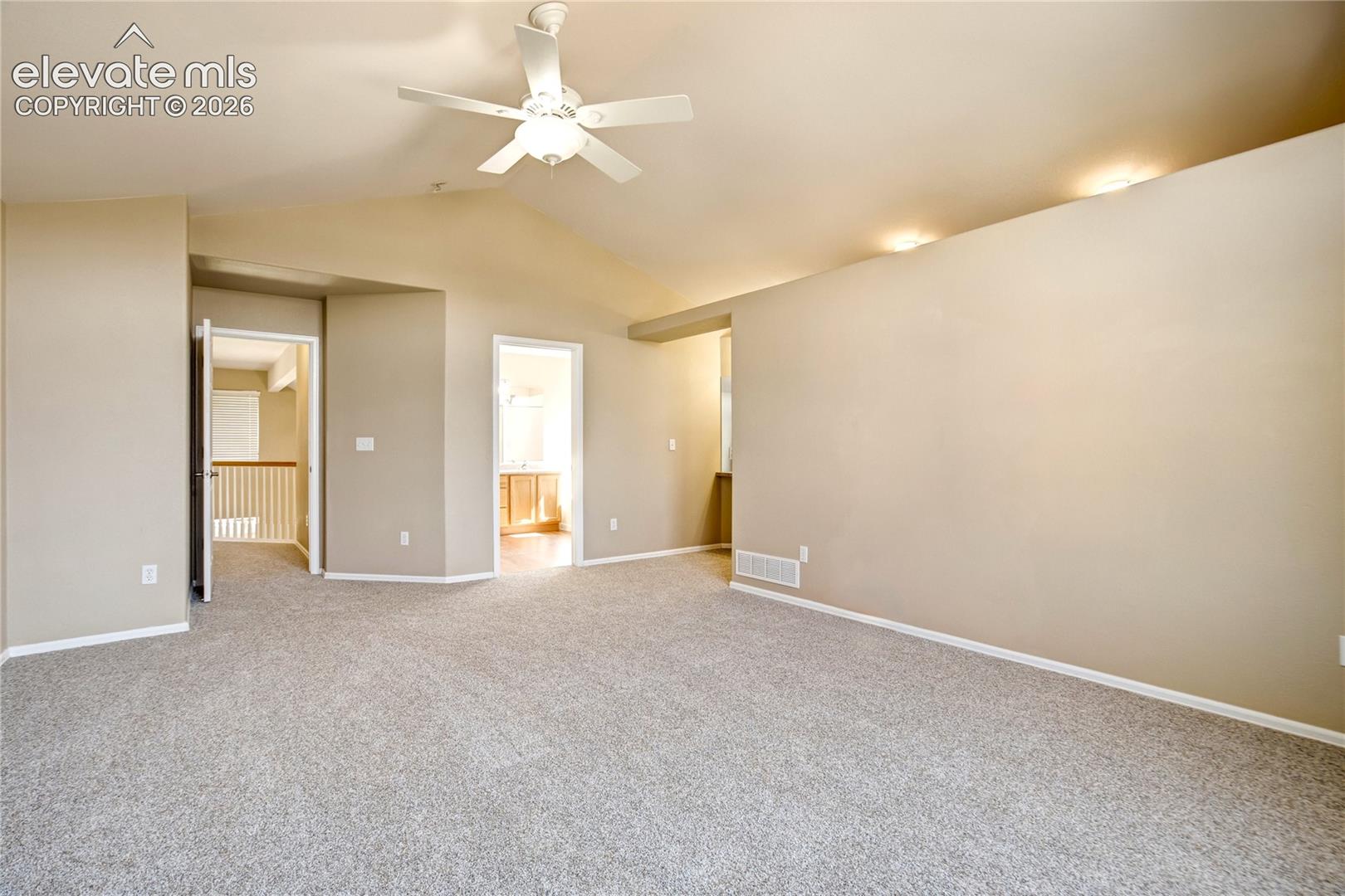 564 Fox Run Circle