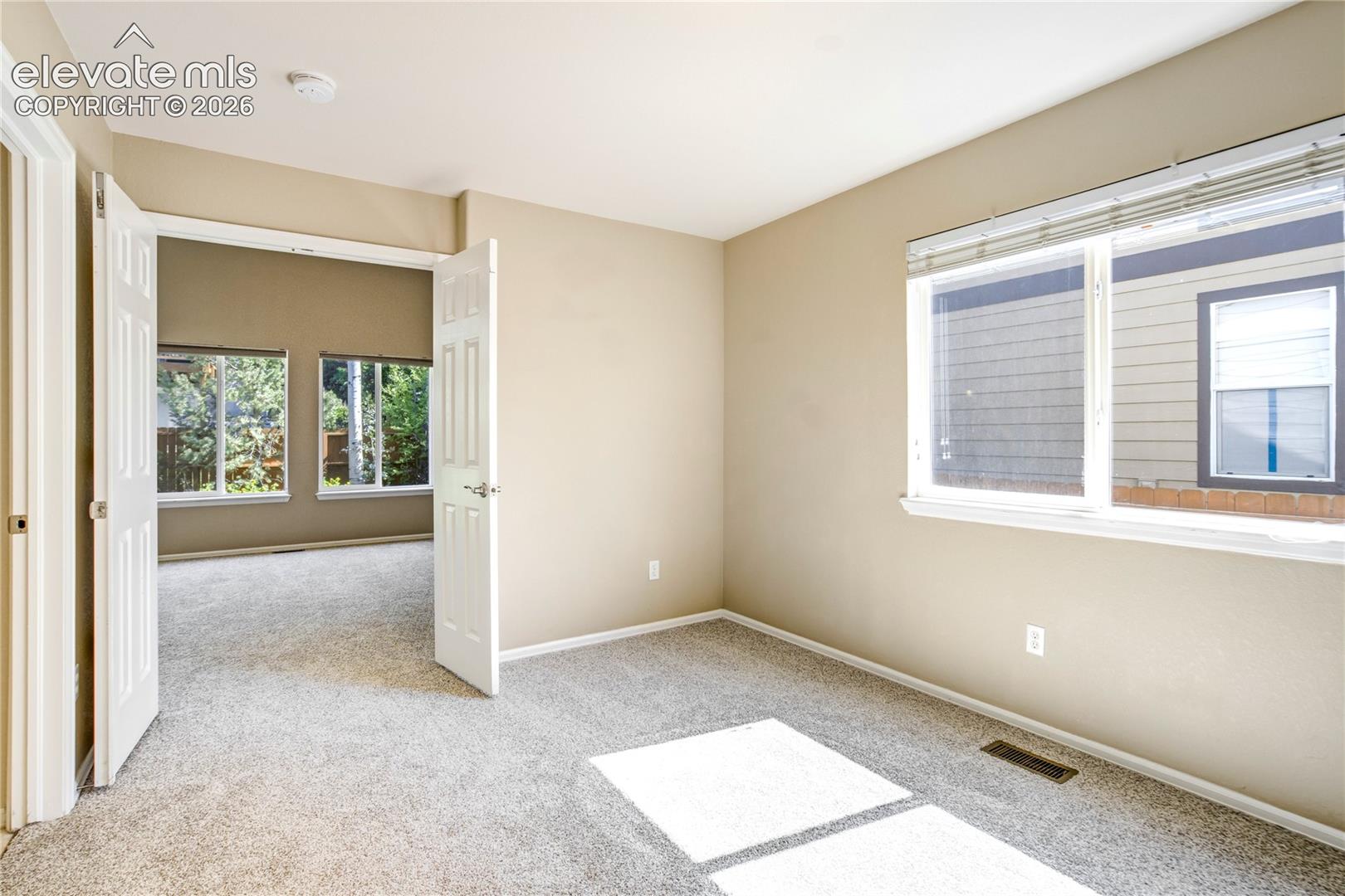 564 Fox Run Circle