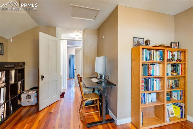 808 W 5th Street
