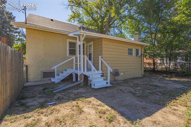 808 W 5th Street