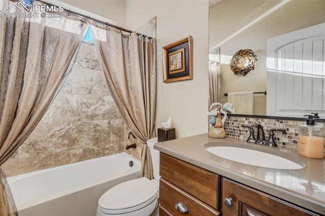 12751 Pensador Drive