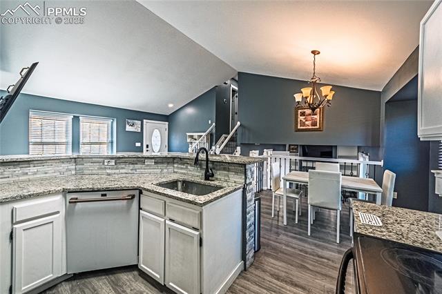 4350 Conquista Drive