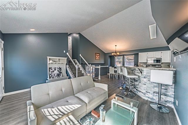 4350 Conquista Drive