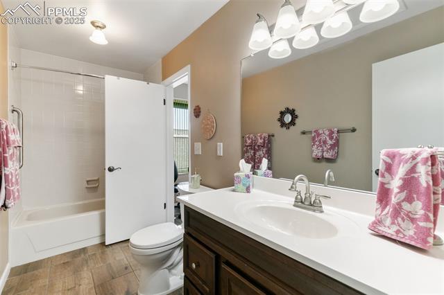 4534 Winewood Village Drive