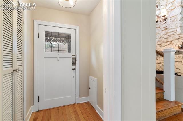 19 W Washington Street