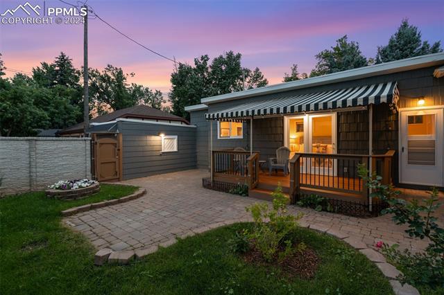 19 W Washington Street