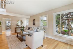 19 W Washington Street