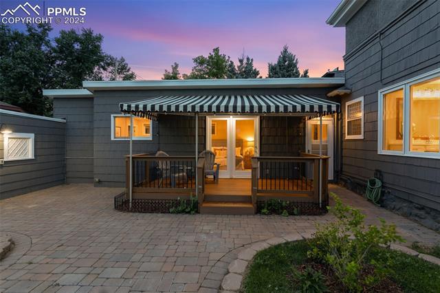 19 W Washington Street