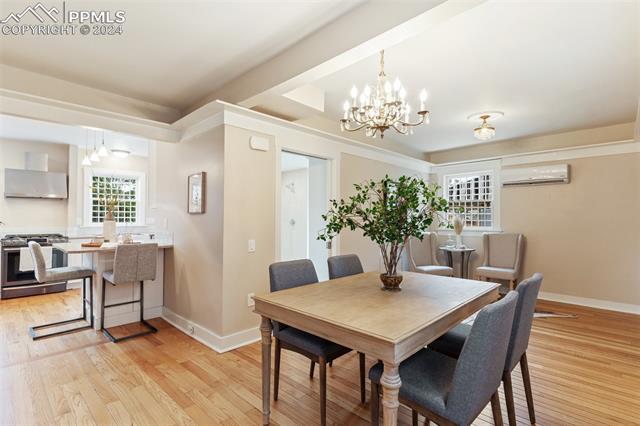 19 W Washington Street