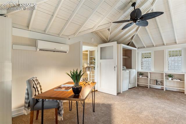 19 W Washington Street