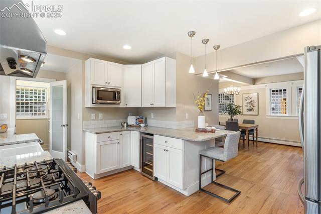 19 W Washington Street
