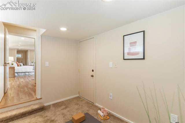 19 W Washington Street