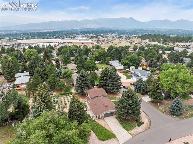 6899 Duke Drive