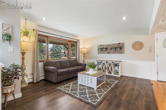6899 Duke Drive