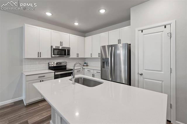 16420 Hay Barn Heights