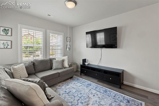 16420 Hay Barn Heights