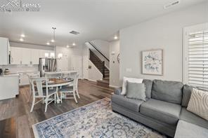 16420 Hay Barn Heights