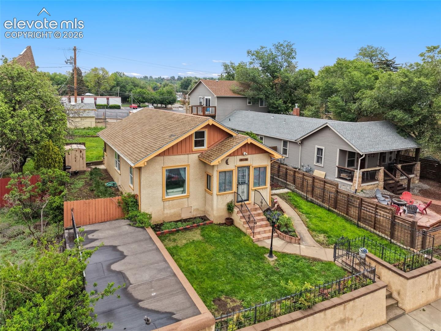 3116 Pikes Peak Avenue