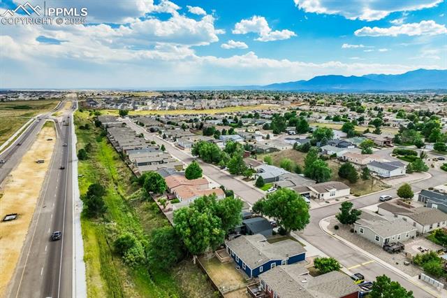 4536 Gray Fox Heights