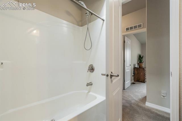 4536 Gray Fox Heights