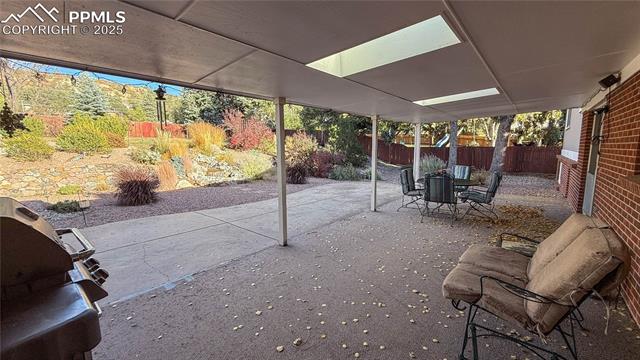 2823 Marilyn Road