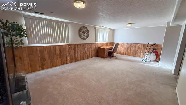 2823 Marilyn Road
