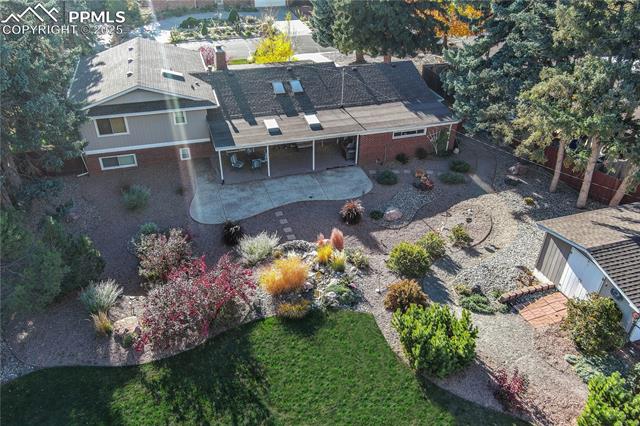 2823 Marilyn Road