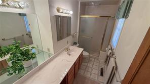 2823 Marilyn Road