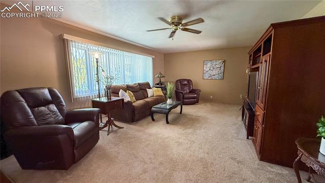 2823 Marilyn Road