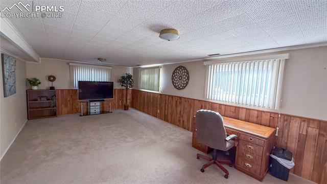 2823 Marilyn Road