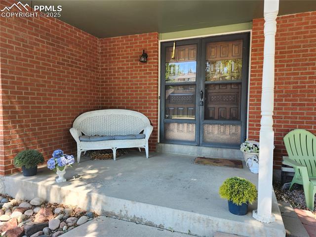 2961 W Whileaway Circle