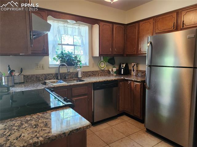 2961 W Whileaway Circle