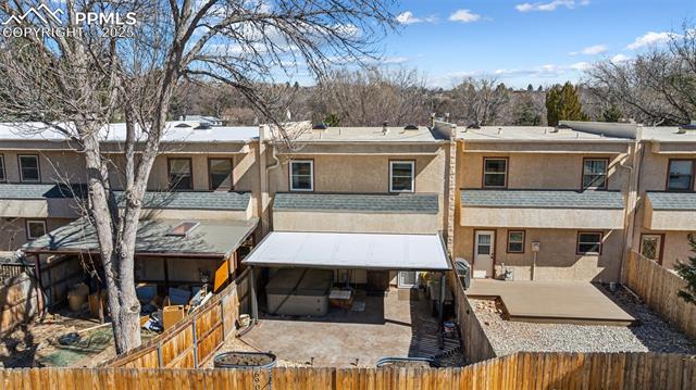 690 Echo Lane