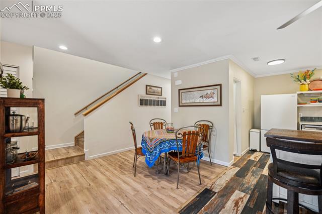 690 Echo Lane