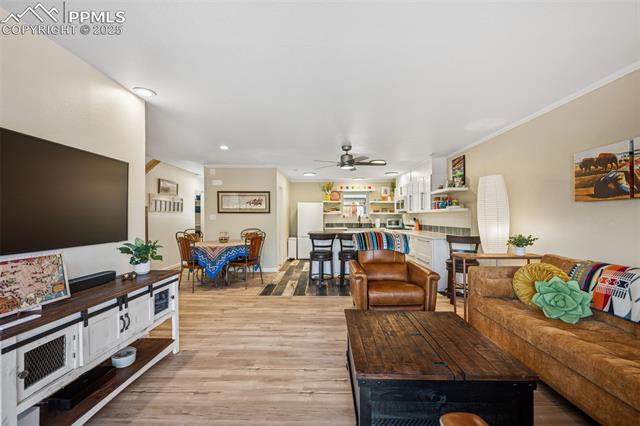 690 Echo Lane