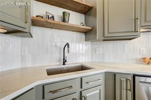 4901 Rainbow Gulch Trail