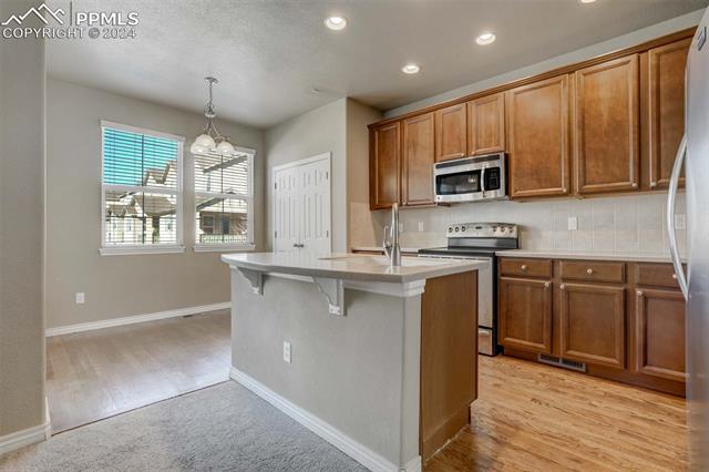 3323 Gladstone Creek Point