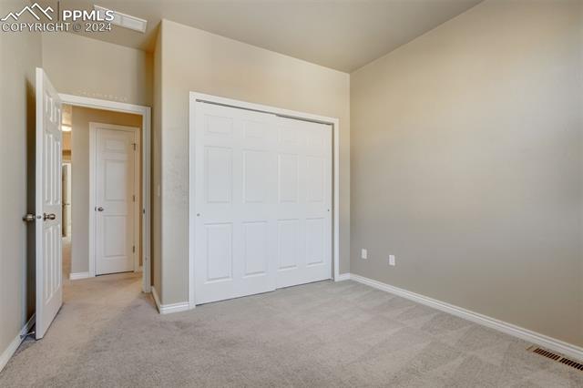 3323 Gladstone Creek Point