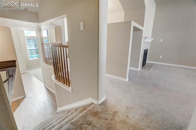 3323 Gladstone Creek Point