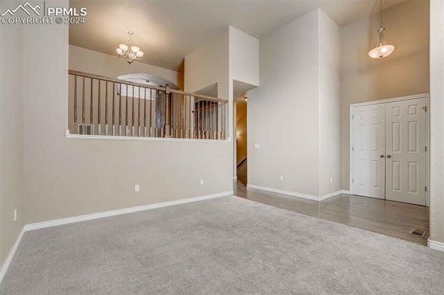 3323 Gladstone Creek Point